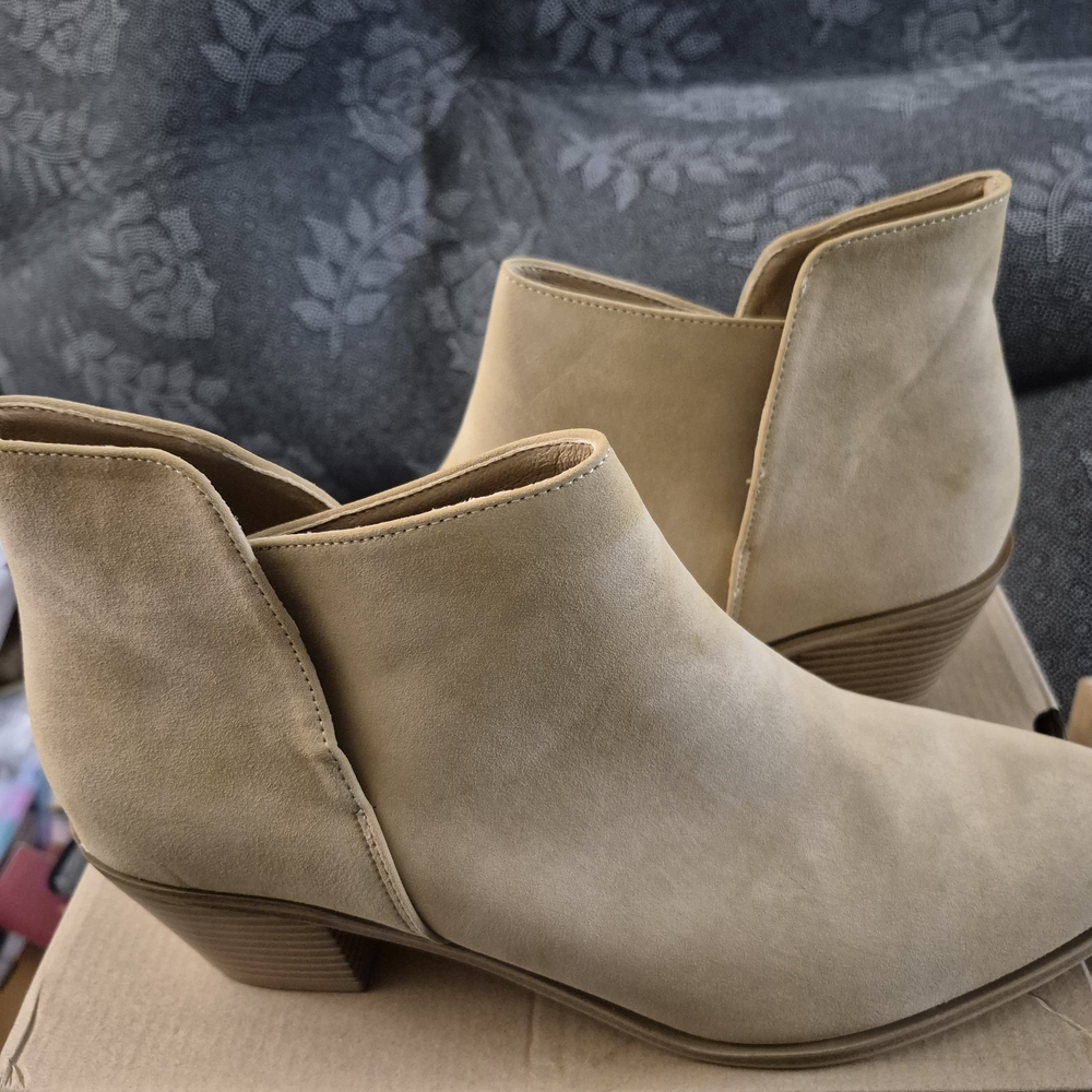 Women's Tan Ankle Boots Size 11